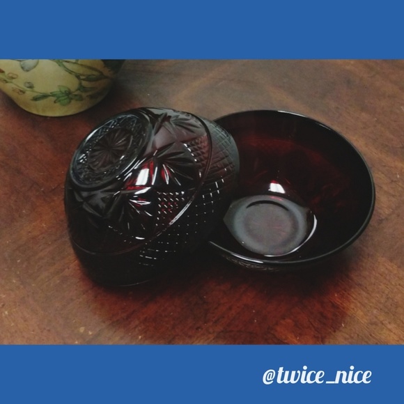 Avon Cape Cod Collection Vintage Bowls (2) - Picture 6 of 6